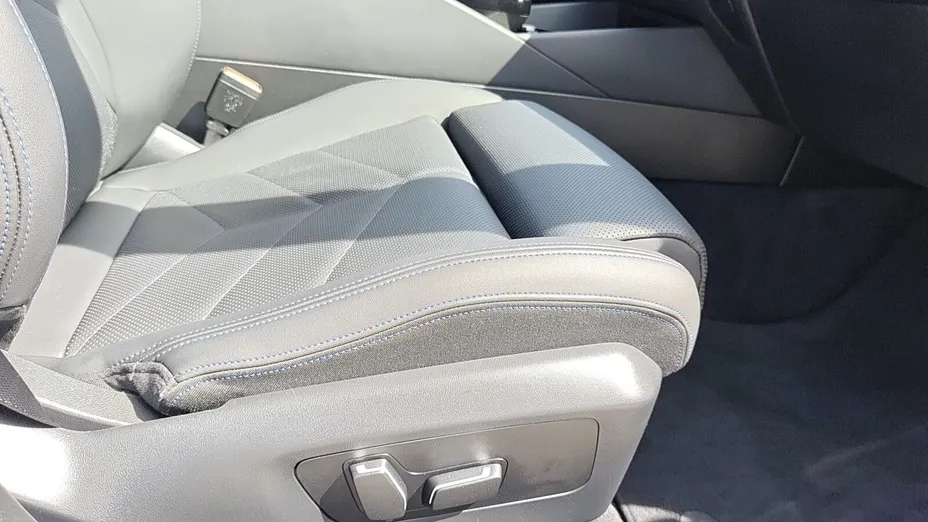 BMW Seria 5 520d xDrive mHEV M Sport aut