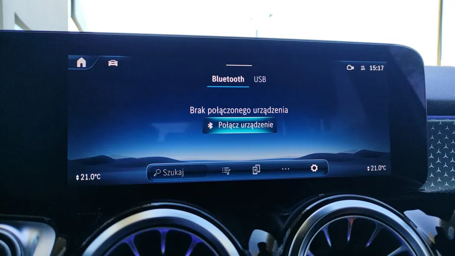 MERCEDES-BENZ GLB GLB 200 Progressive 7G-DCT