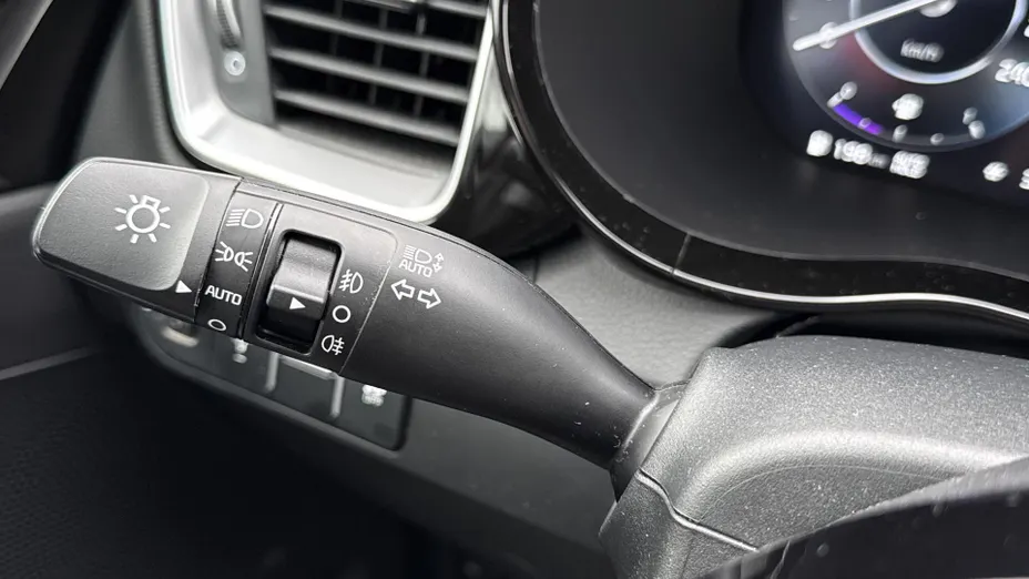 KIA XCeed XCeed 1.5 T-GDI Business Line DCT