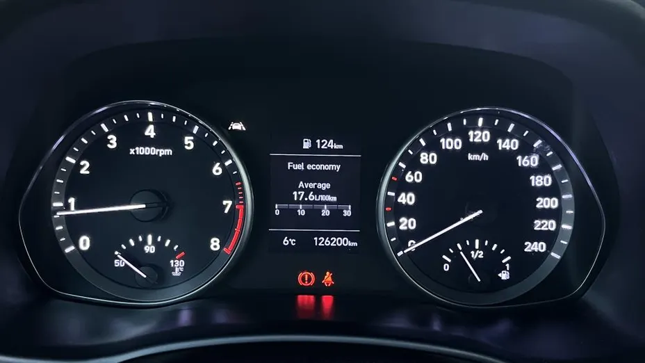 HYUNDAI i30 i30 1.5 DPI Classic +