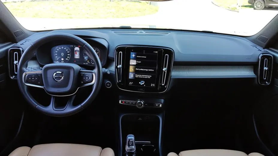 VOLVO XC40 XC40 B4 B Inscription aut