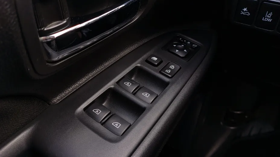 MITSUBISHI Outlander Outlander 2.0 Instyle SDA 4WD CVT