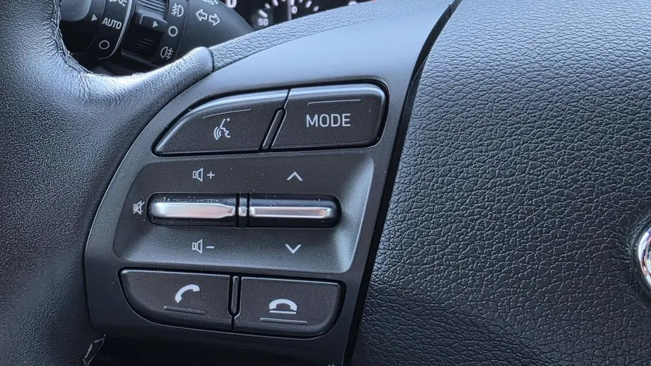 HYUNDAI i30 i30 1.0 T-GDI Modern