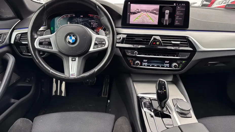 BMW Seria 5 530i xDrive GPF M Sport sport-aut