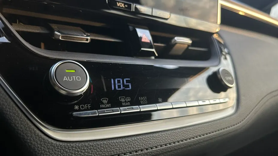 TOYOTA Corolla Cross Corolla Cross 2.0 Hybrid Style