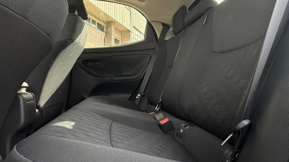 TOYOTA Yaris Yaris Hybrid 1.5 Style