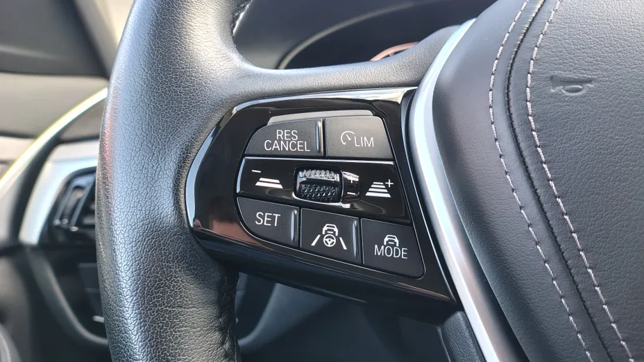 BMW Seria 5 530e PHEV aut