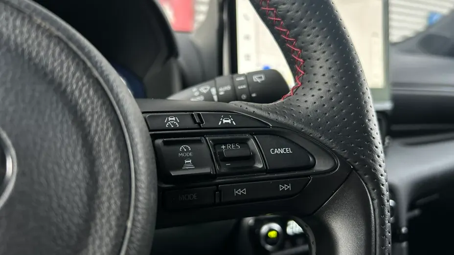 TOYOTA Yaris Yaris Hybrid 1.5 GR Sport