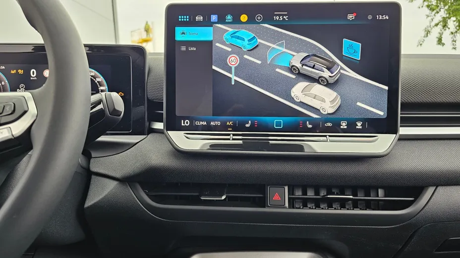VOLKSWAGEN T-ROC T-ROC 1.5 eTSI Life DSG Nowy