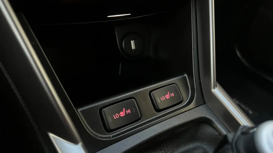 SUZUKI SX4 -