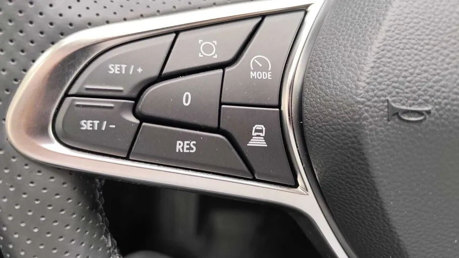 RENAULT Captur Captur 1.3 TCe mHEV Techno EDC