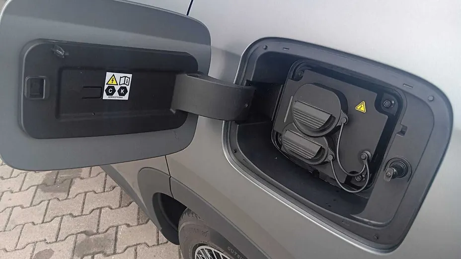 CHERY Tiggo 9 Tiggo 9 1.5 T-GDI Super Hybrid Prestige 3DHT
