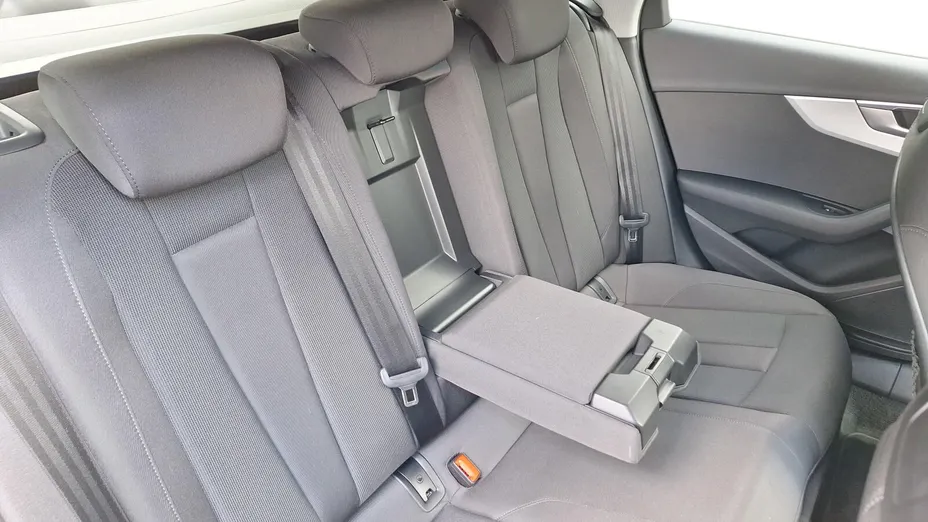 AUDI A4 Avant -