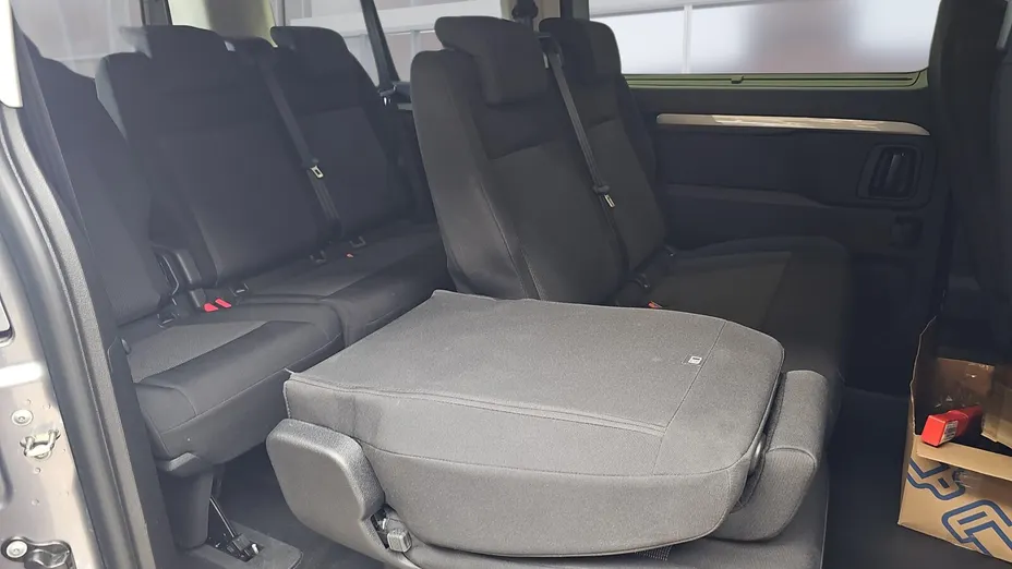 TOYOTA Proace Verso Proace Verso 2.0 D4-D Long Business aut