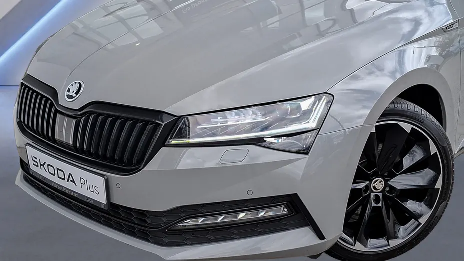 SKODA Superb Superb 2.0 TDI SCR Sportline DSG