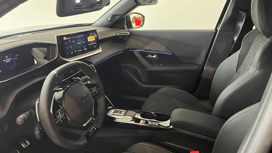 PEUGEOT 2008 2008 PureTech mHEV GT e-DCS6 Nowy