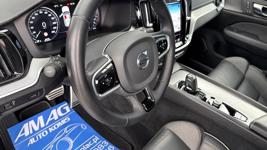 VOLVO V60 -