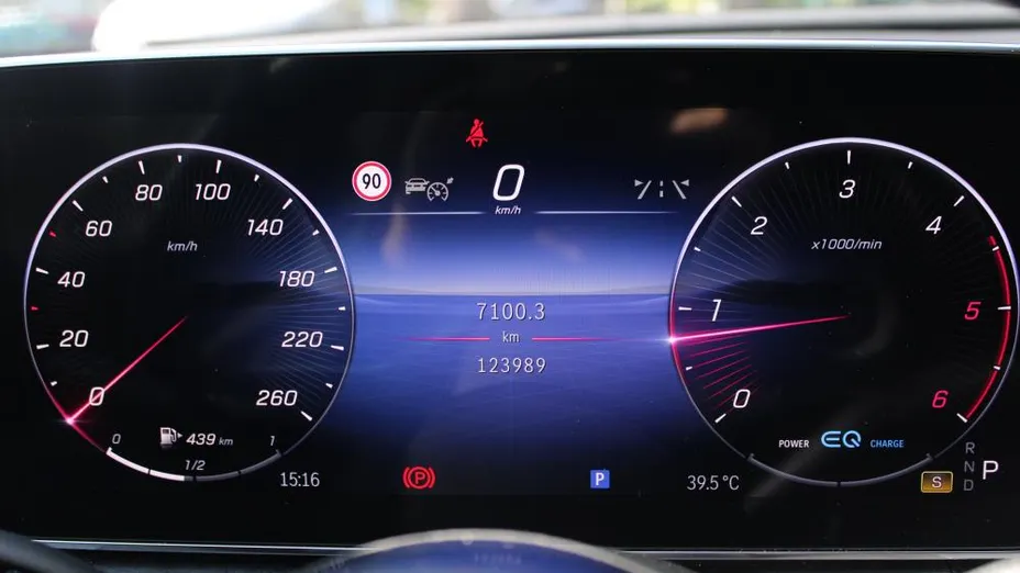 MERCEDES-BENZ C Klasa C 220 d mHEV