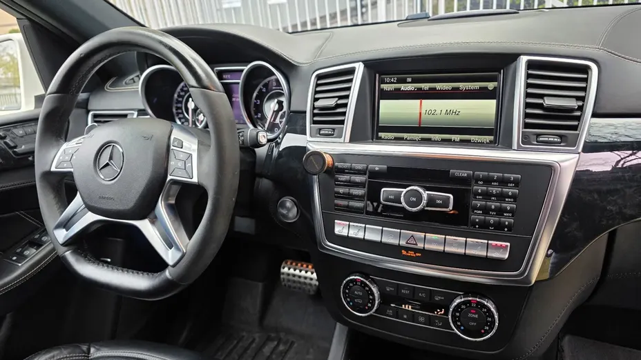 MERCEDES-BENZ ML ML 63 AMG 4-Matic