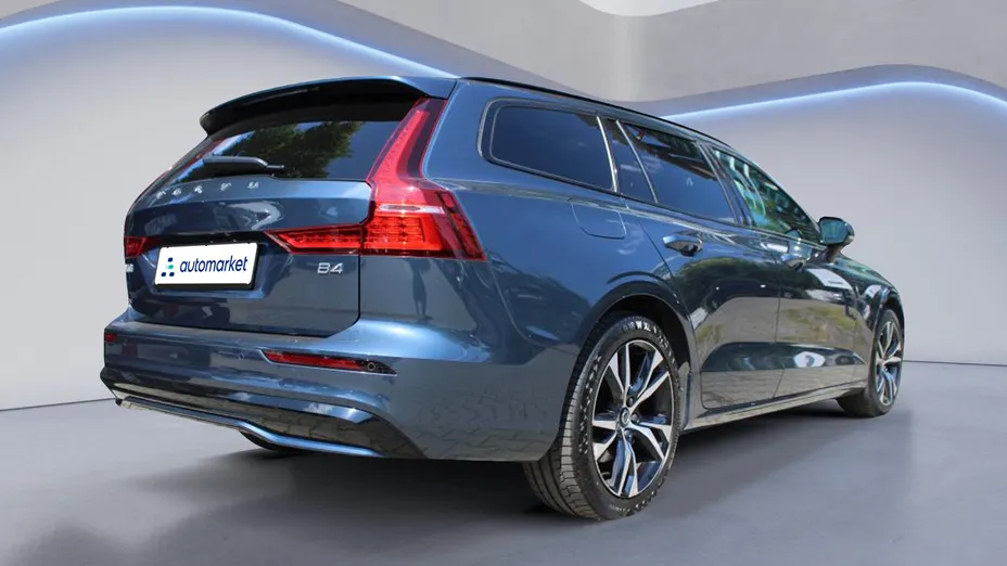 VOLVO V60 V60 B4 D Plus Dark aut