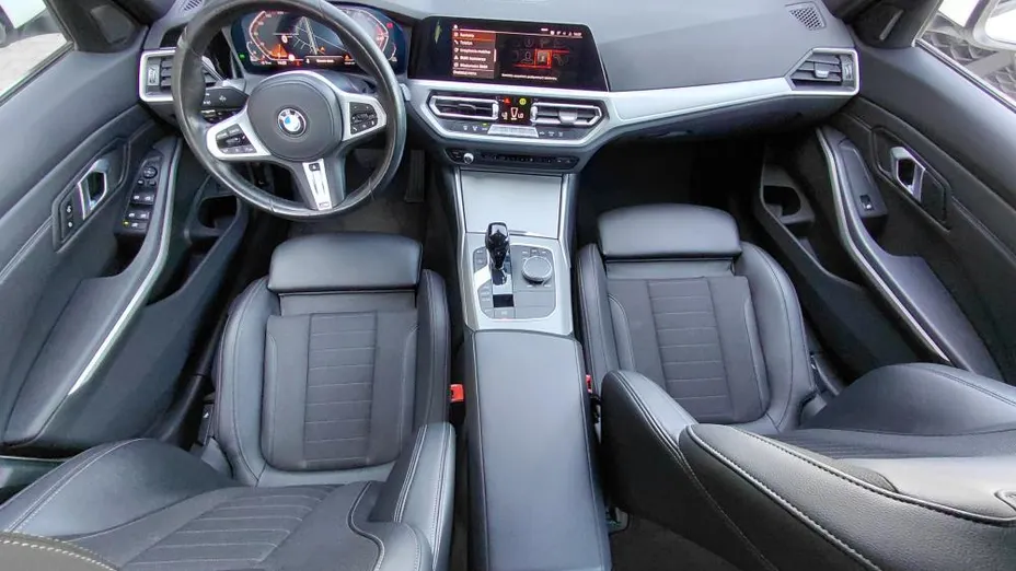 BMW Seria 3 320d xDrive M Sport sport-aut