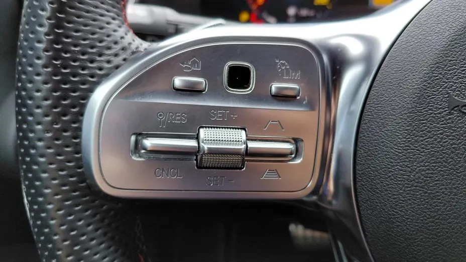 MERCEDES-BENZ CLA CLA 200 d 4-Matic 8G-DCT