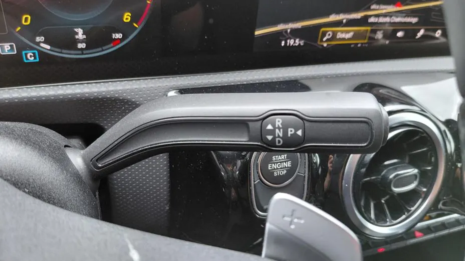 MERCEDES-BENZ CLA CLA 200 d 4-Matic 8G-DCT