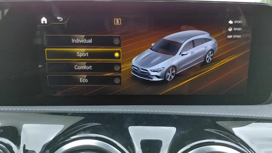 MERCEDES-BENZ CLA CLA 200 d 4-Matic 8G-DCT