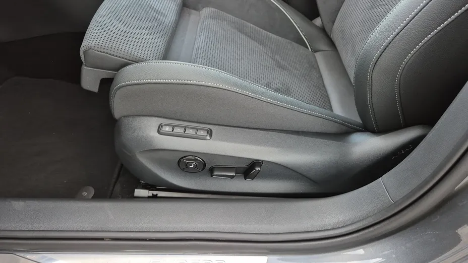 SKODA Superb Superb 2.0 TSI Sportline DSG