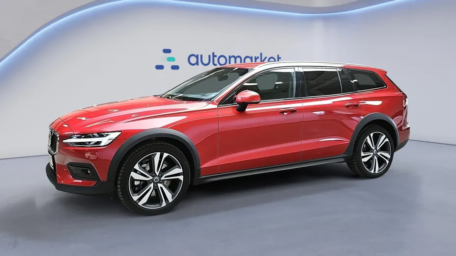 VOLVO V60 V60 CC Plus B5 B AWD aut