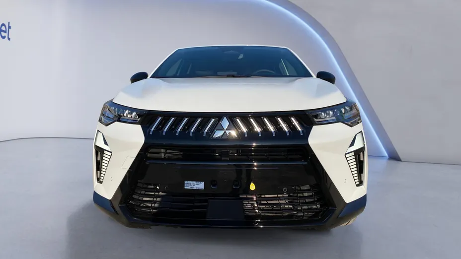 MITSUBISHI Grandis Grandis 1.3T mHEV Intense Style Cold DCT Nowy