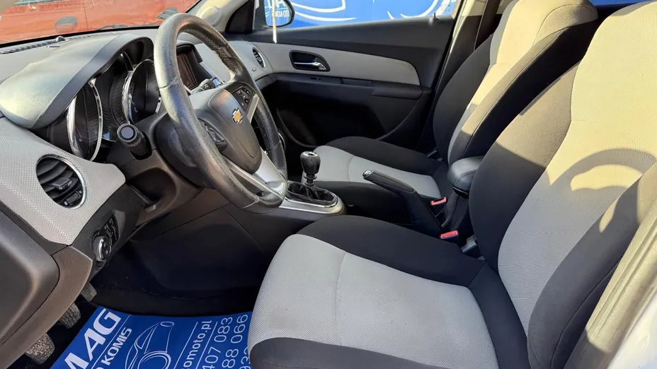 CHEVROLET Cruze -