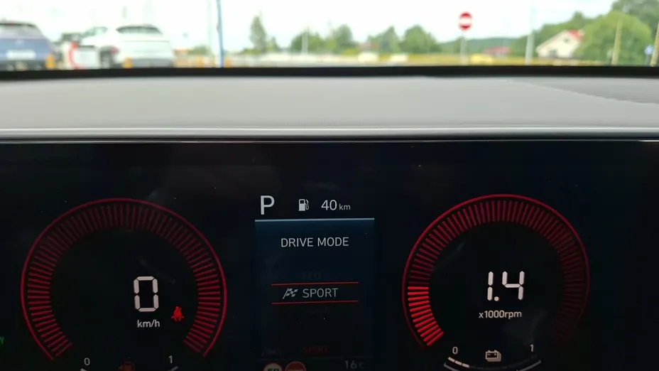 HYUNDAI Kona Kona 1.6 GDI Hybrid Smart DCT