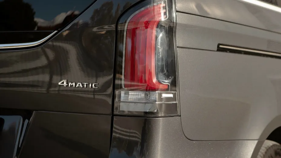 MERCEDES-BENZ V Klasa V 250 d 4-Matic 9G-Tronic Avantgarde (długi)