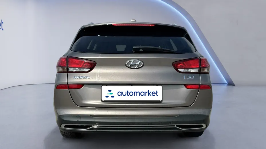 HYUNDAI i30 i30 1.0 T-GDI Smart