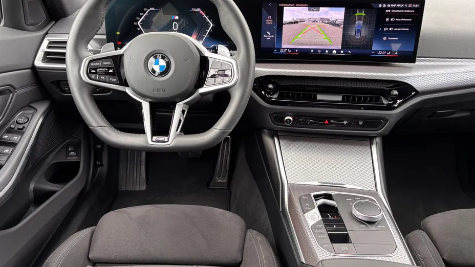 BMW Seria 3 330i xDrive M Sport aut