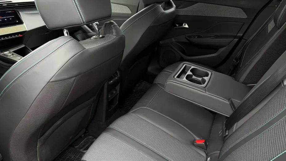 PEUGEOT 308 308 1.2 PureTech Allure S&S EAT8