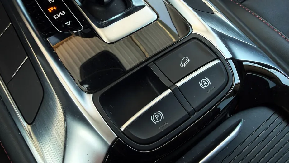 MG HS HS 1.5 T-GDI Excite DCT