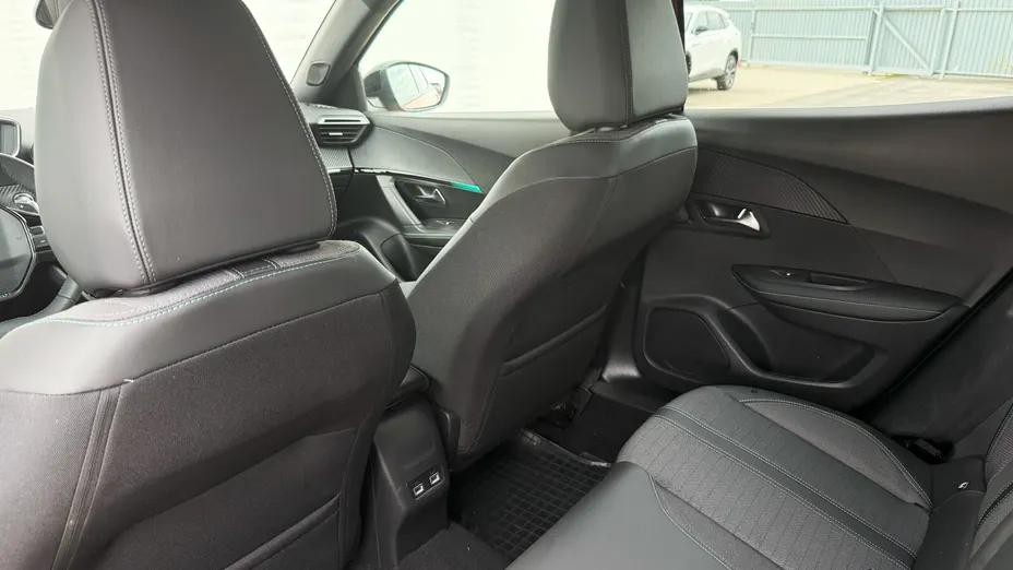 PEUGEOT 2008 2008 1.2 PureTech Allure Pack S&S EAT8