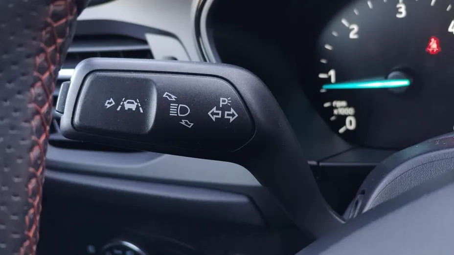 FORD Focus Focus 2.0 EcoBlue ST-Line aut