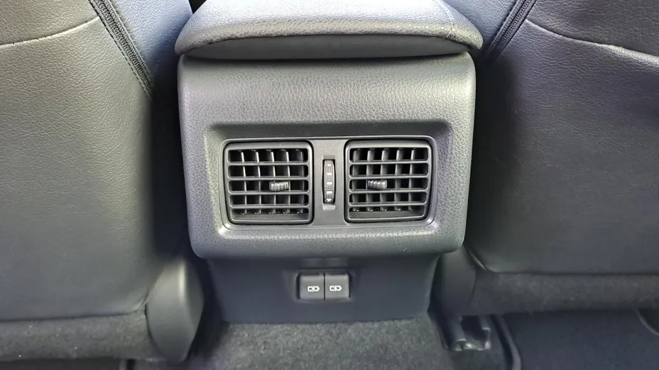 TOYOTA Camry Camry 2.5 Hybrid Comfort CVT