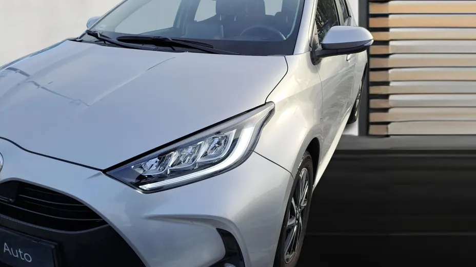 TOYOTA Yaris Yaris Hybrid 1.5 Comfort
