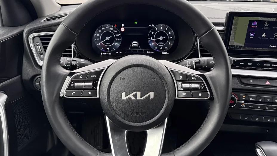 KIA XCeed XCeed 1.5 T-GDI Business Line DCT