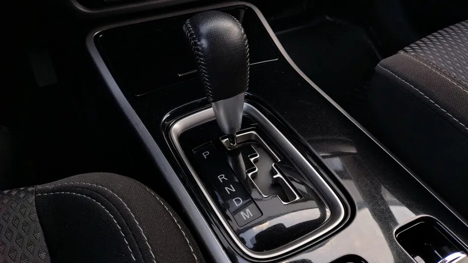 MITSUBISHI Outlander Outlander 2.0 Instyle SDA 4WD CVT