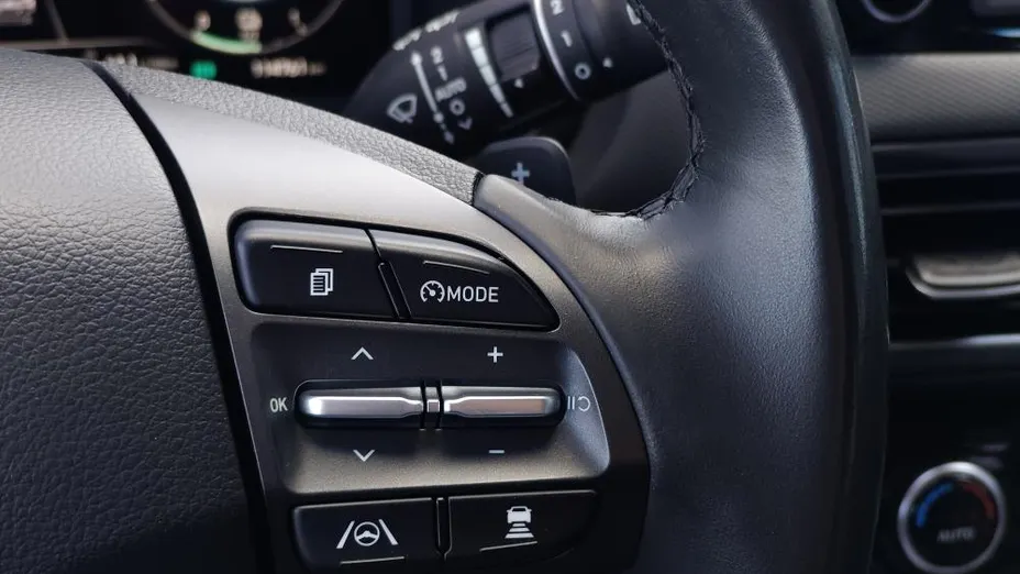 HYUNDAI Kona Kona 1.6 GDI Hybrid Executive DCT