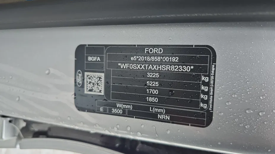 FORD Transit Custom Transit Custom 2.5 PHEV 320 L2H1 Limited (bryg.) CVT