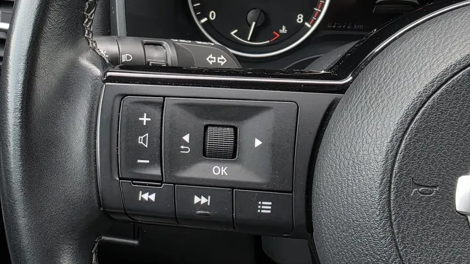 NISSAN Qashqai Qashqai 1.3 DIG-T N-Connecta EU6d