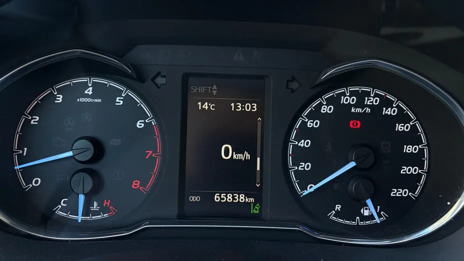 TOYOTA Yaris Yaris 1.5 Premium