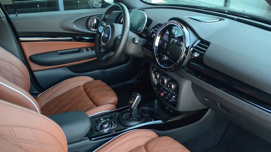 MINI [BMW] Clubman Cooper aut