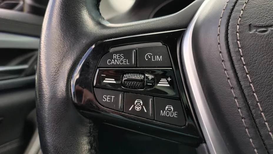 BMW Seria 5 520d xDrive mHEV Luxury Line aut